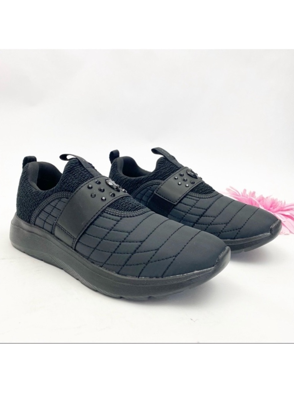 Vionic Delmar Dianne Slip On Sneakers: Black